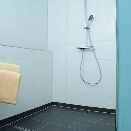 Seeland * ヒルポルトシュタイン