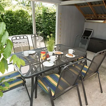 Seeland 山林小屋 *